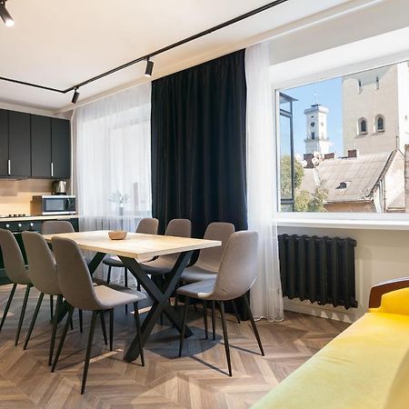 Leogrand Apartments On Svobody Avenue 6-8 Lviv Exterior photo