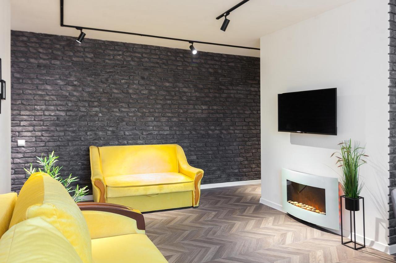 Leogrand Apartments On Svobody Avenue 6-8 Lviv Exterior photo